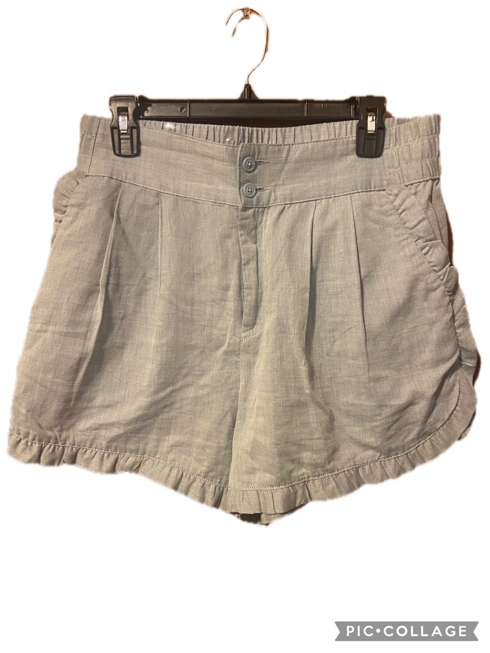 Who What Wear Light Gray High Waist Ruffle Hem Shorts